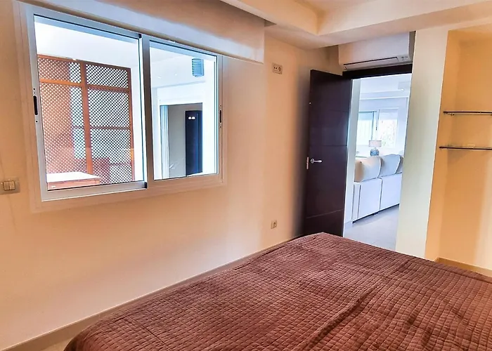 Apartament Magnificent One Bedroom In Center *