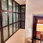 Magnificent One Bedroom In Center Apartment Marbella