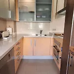 Апартаменты Magnificent One Bedroom In Center Марбелья