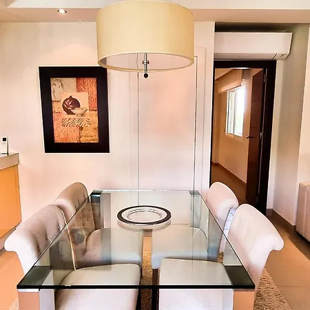 Magnificent One Bedroom In Center 公寓 马尔韦利亚