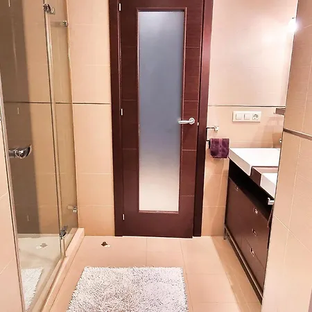 Magnificent One Bedroom In Center