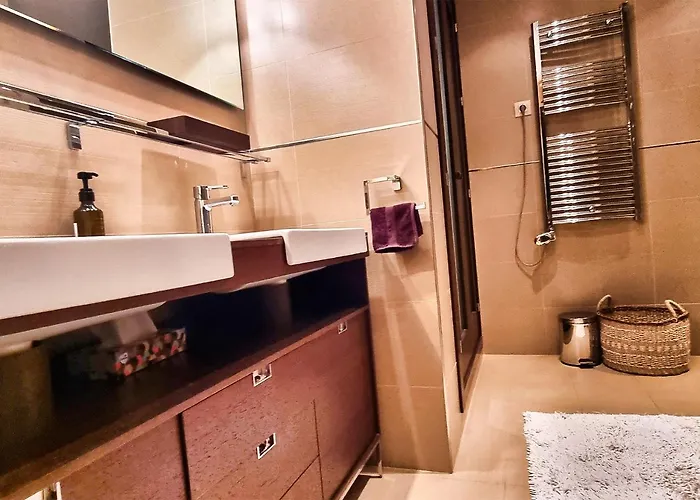 Appartamento Magnificent One Bedroom In Center *