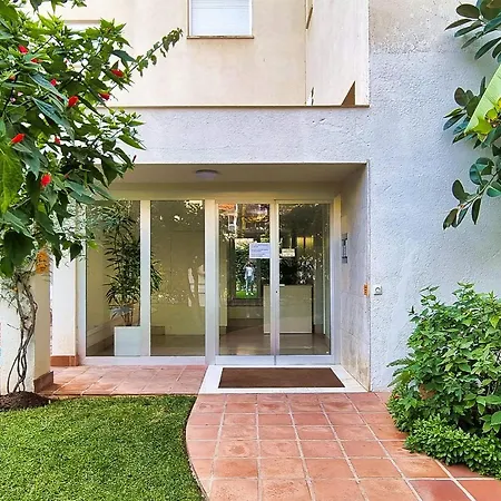 Magnificent One Bedroom In Center شقة ماربيا