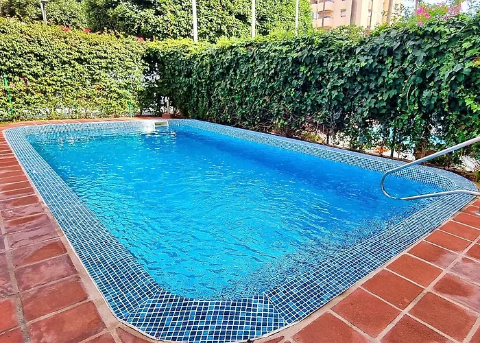 Magnificent One Bedroom In Center * ماربيا
