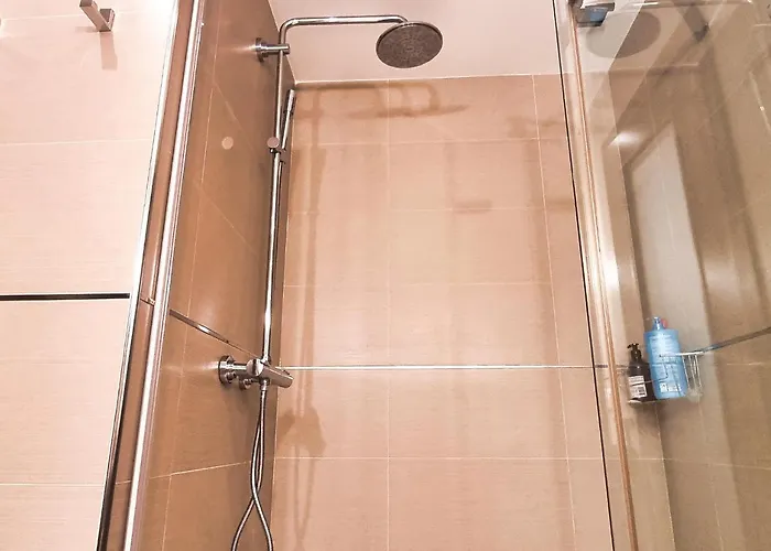 Magnificent One Bedroom In Center شقة ماربيا