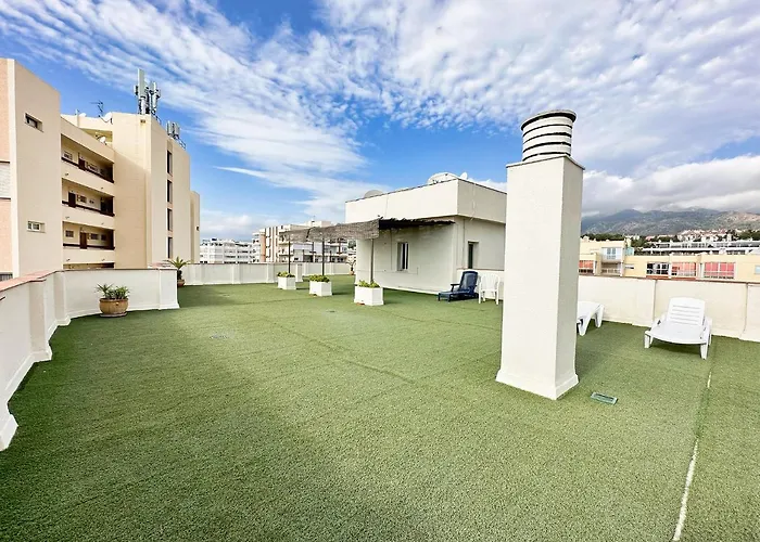 Magnificent One Bedroom In Center ماربيا