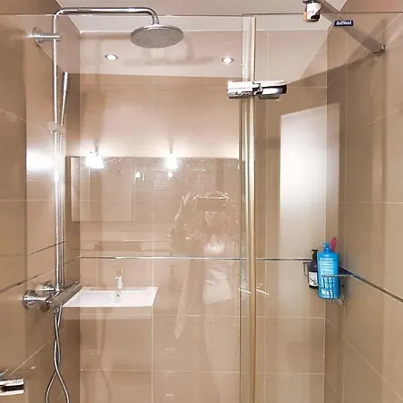 Magnificent One Bedroom In Center 公寓 马尔韦利亚